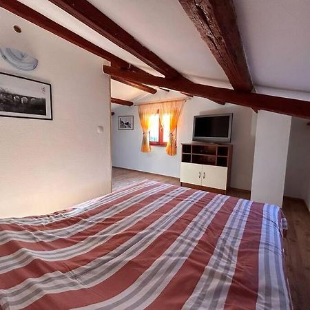 Apartament App Franci Parenzana Marusici  Zewnętrze zdjęcie